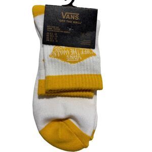 VANS MEN’S NWT ABOVE THE ANKLE SIZE 9.5 - 13 and THE MSRP IS $ 10.00